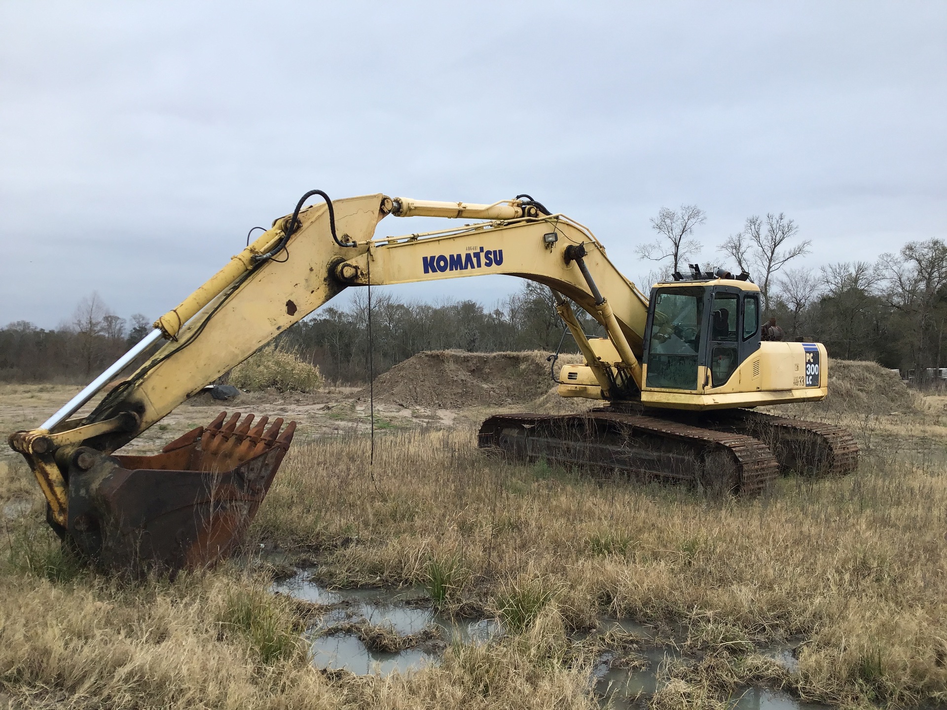 Komatsu PC300LC Tracked Excavator