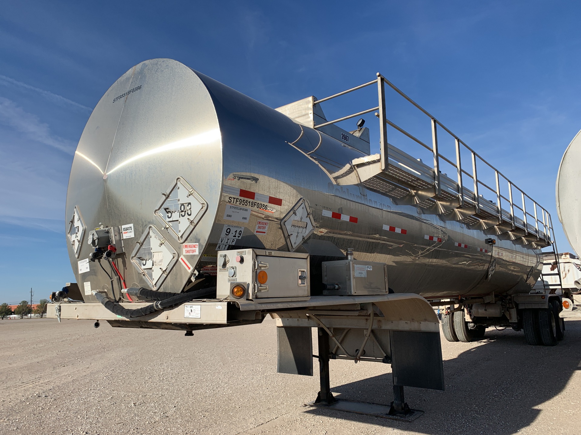 2020 Heil 2667 gal Pneumatic Bulk Trailer