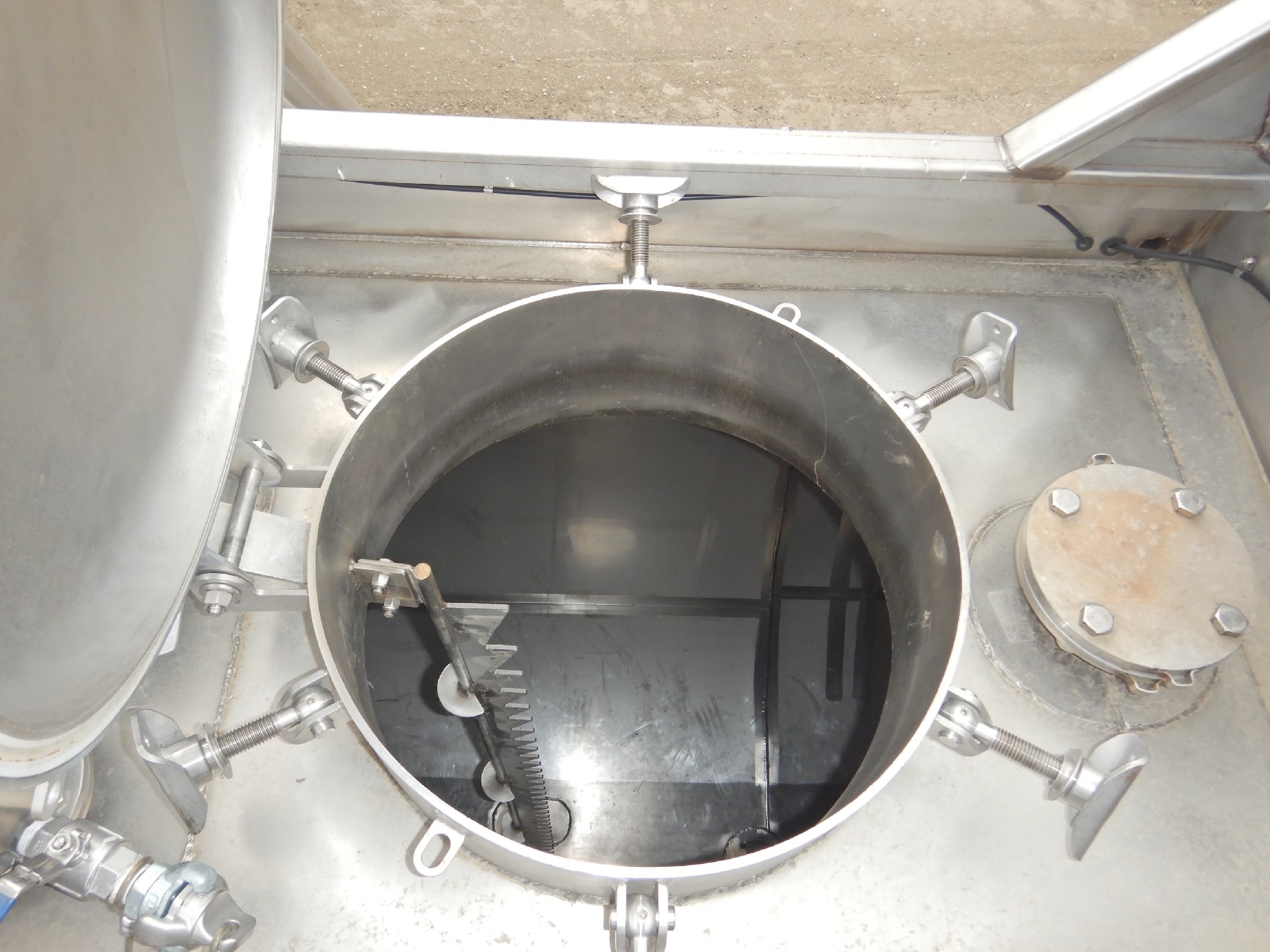 Photo - 11