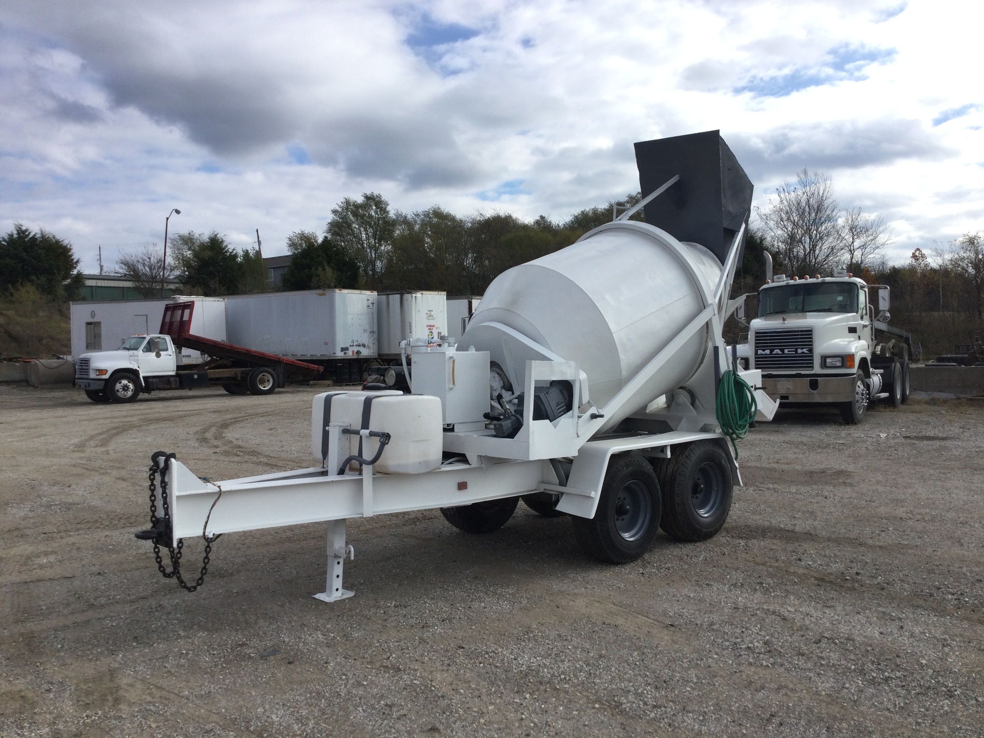 T/A Mixer Trailer