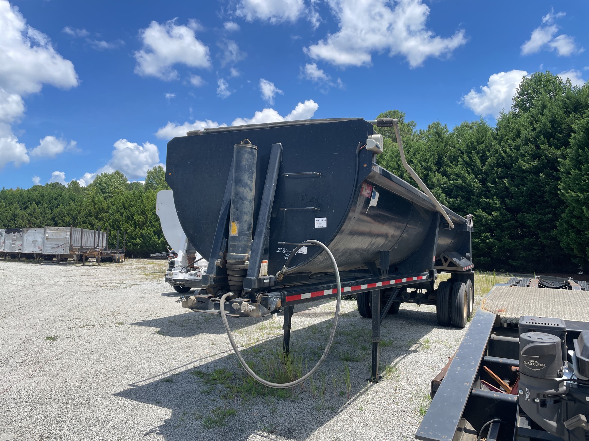 2020 Travis  T/A 32 ft End Dump Trailer