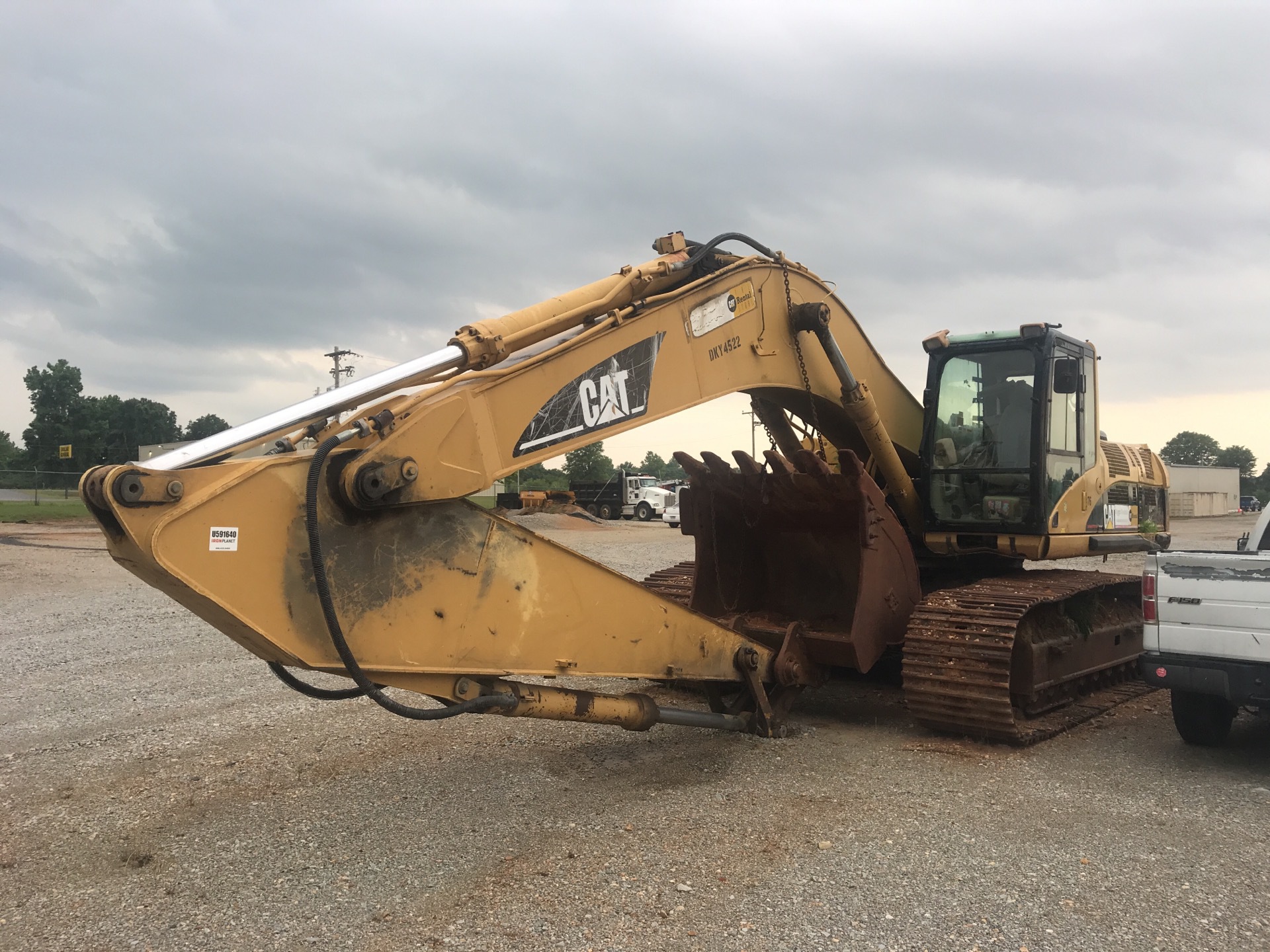 Cat 330C Tracked Excavator