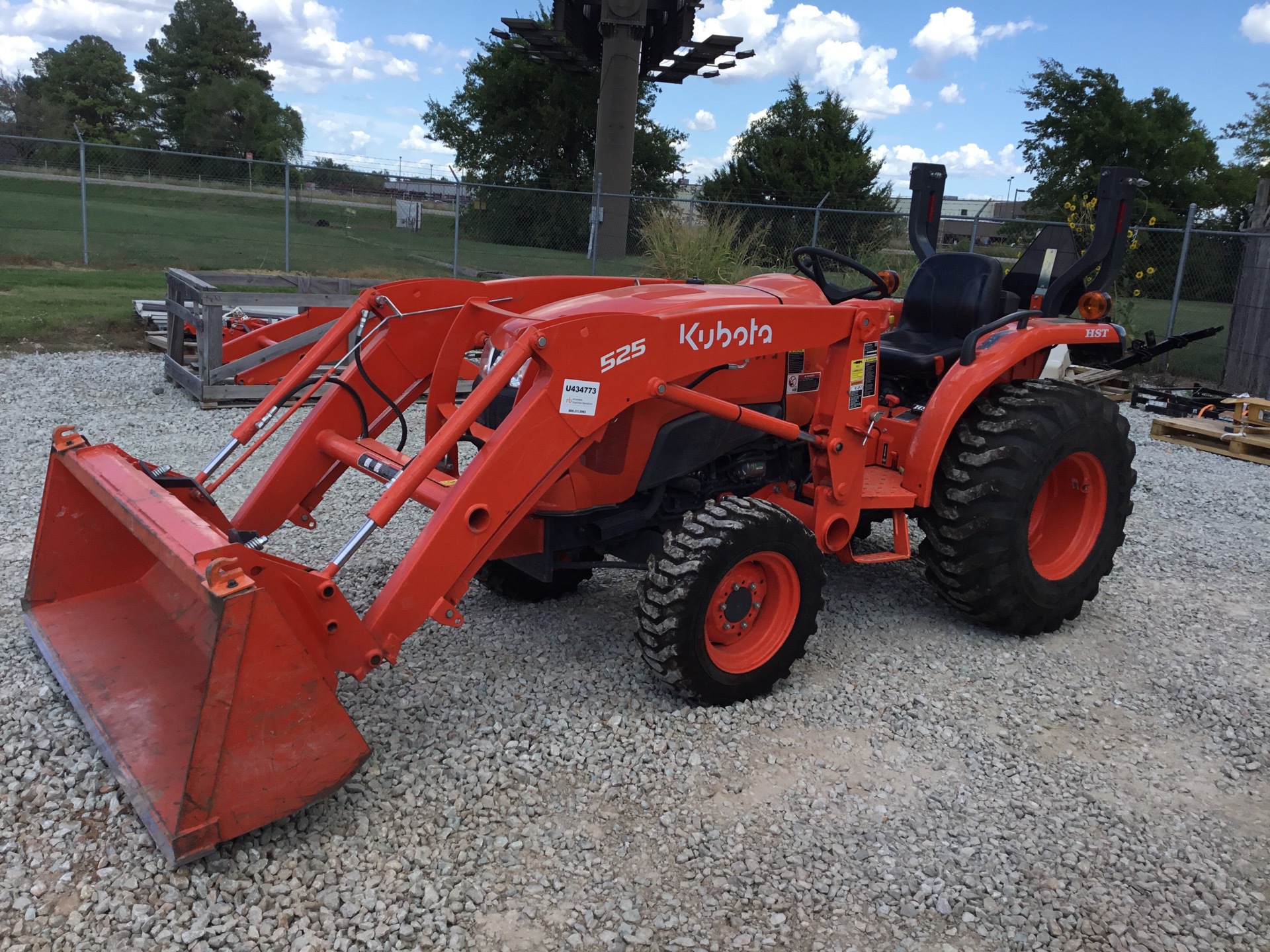 2021 Kubota L3301DHST 4WD Tractor