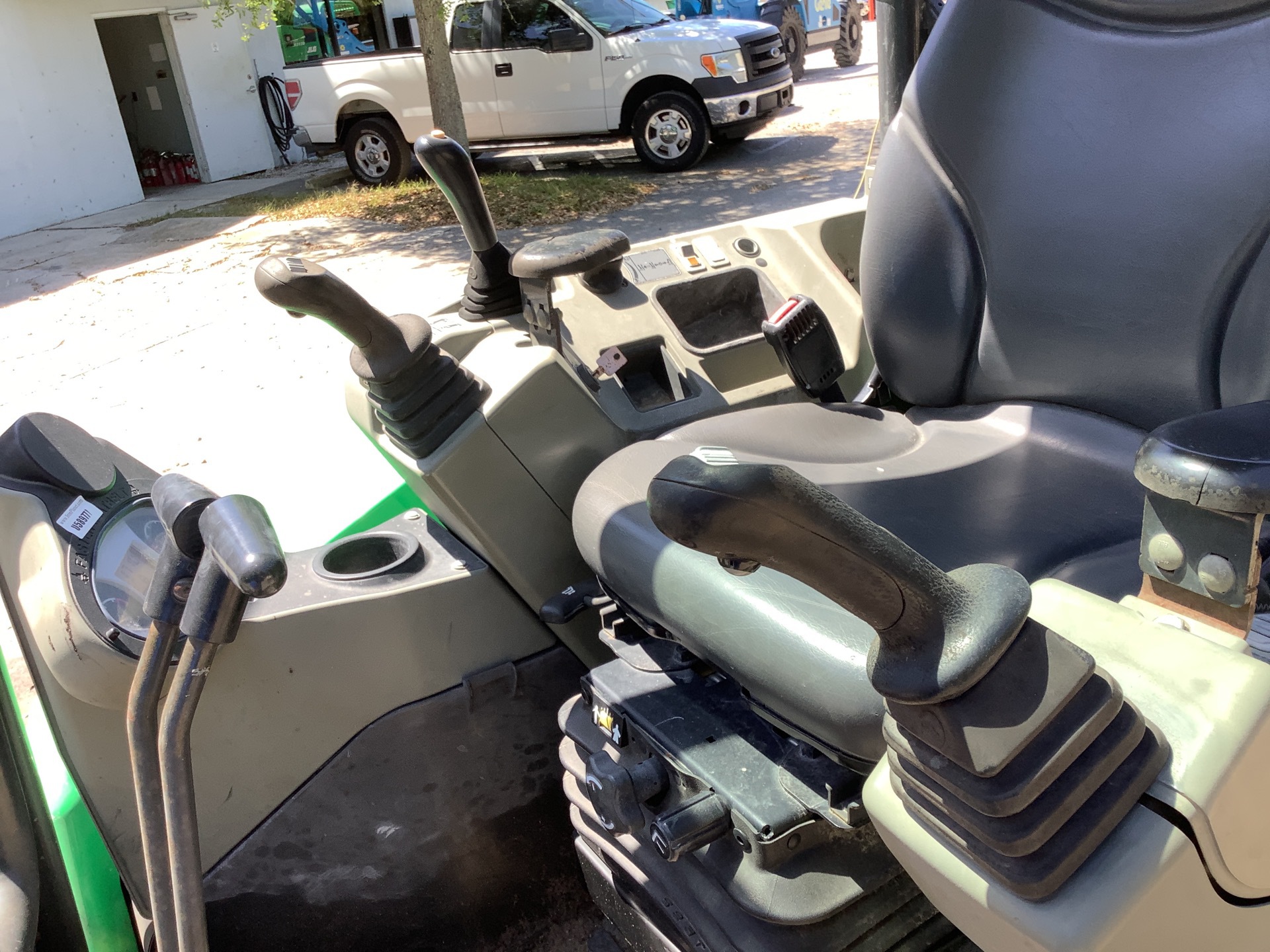 Photo - 12