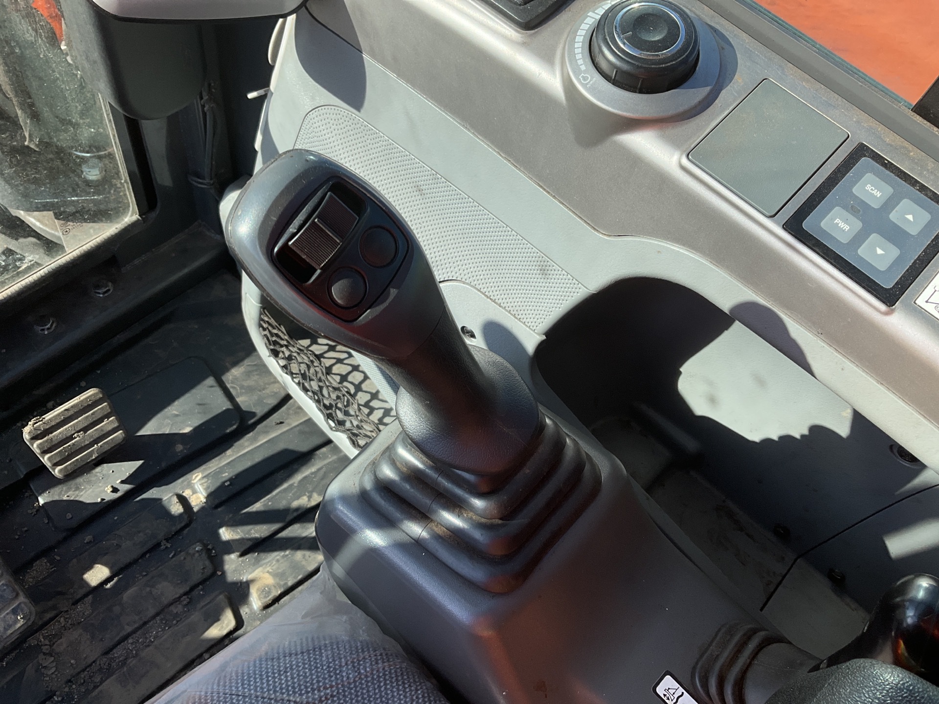 Photo - 17
