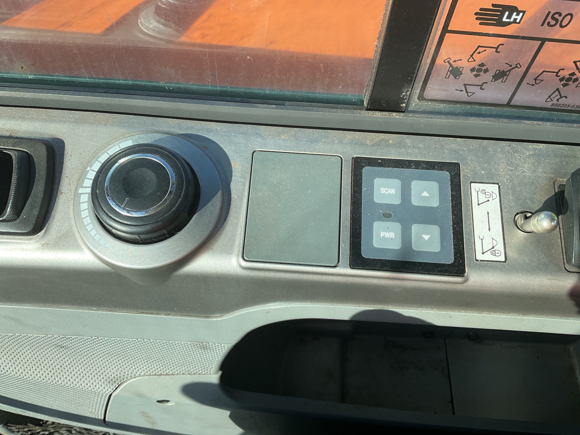 Photo - 25