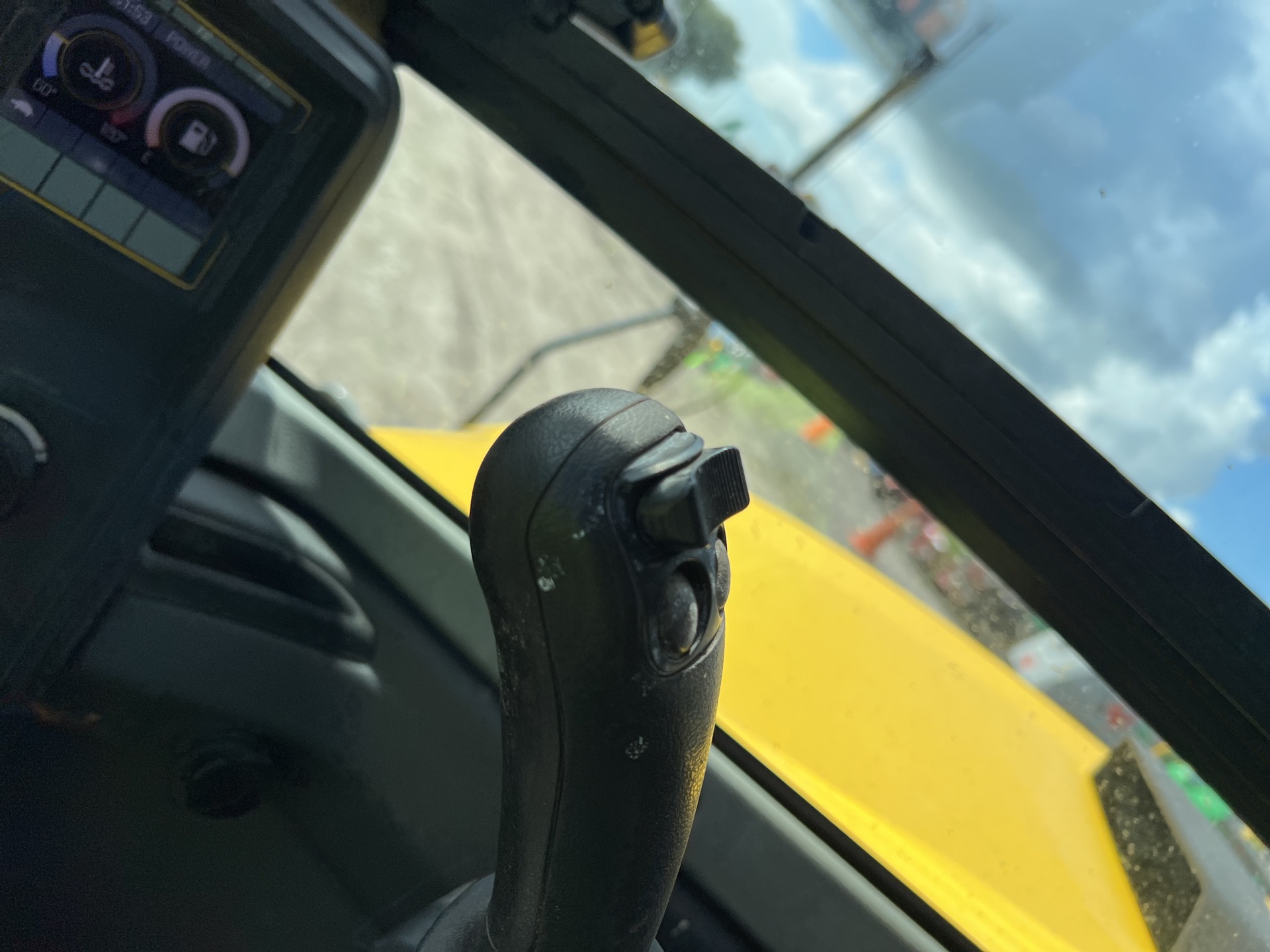 Photo - 19