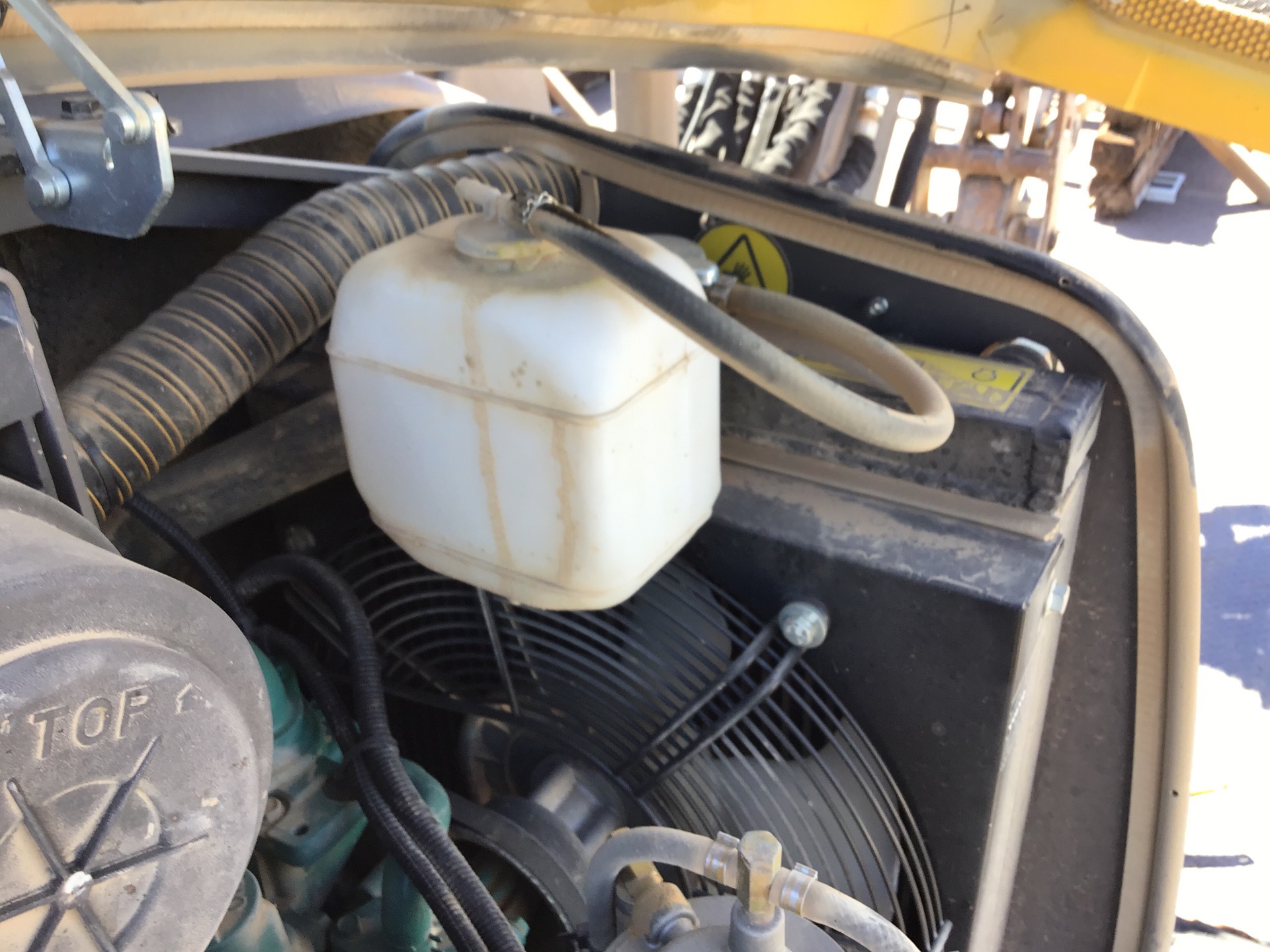 Photo - 16