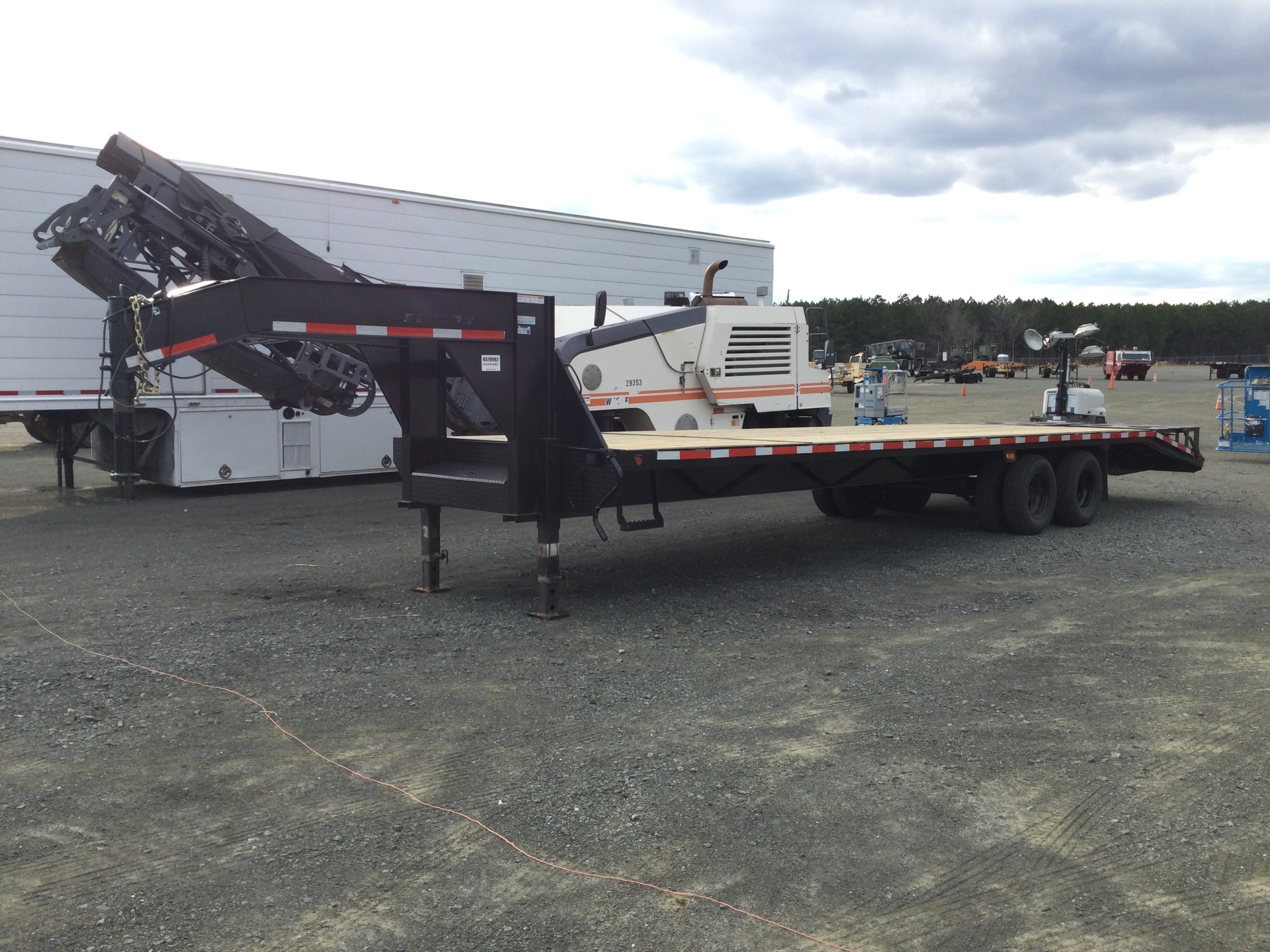 2021 Caliber T/A Equipment Trailer