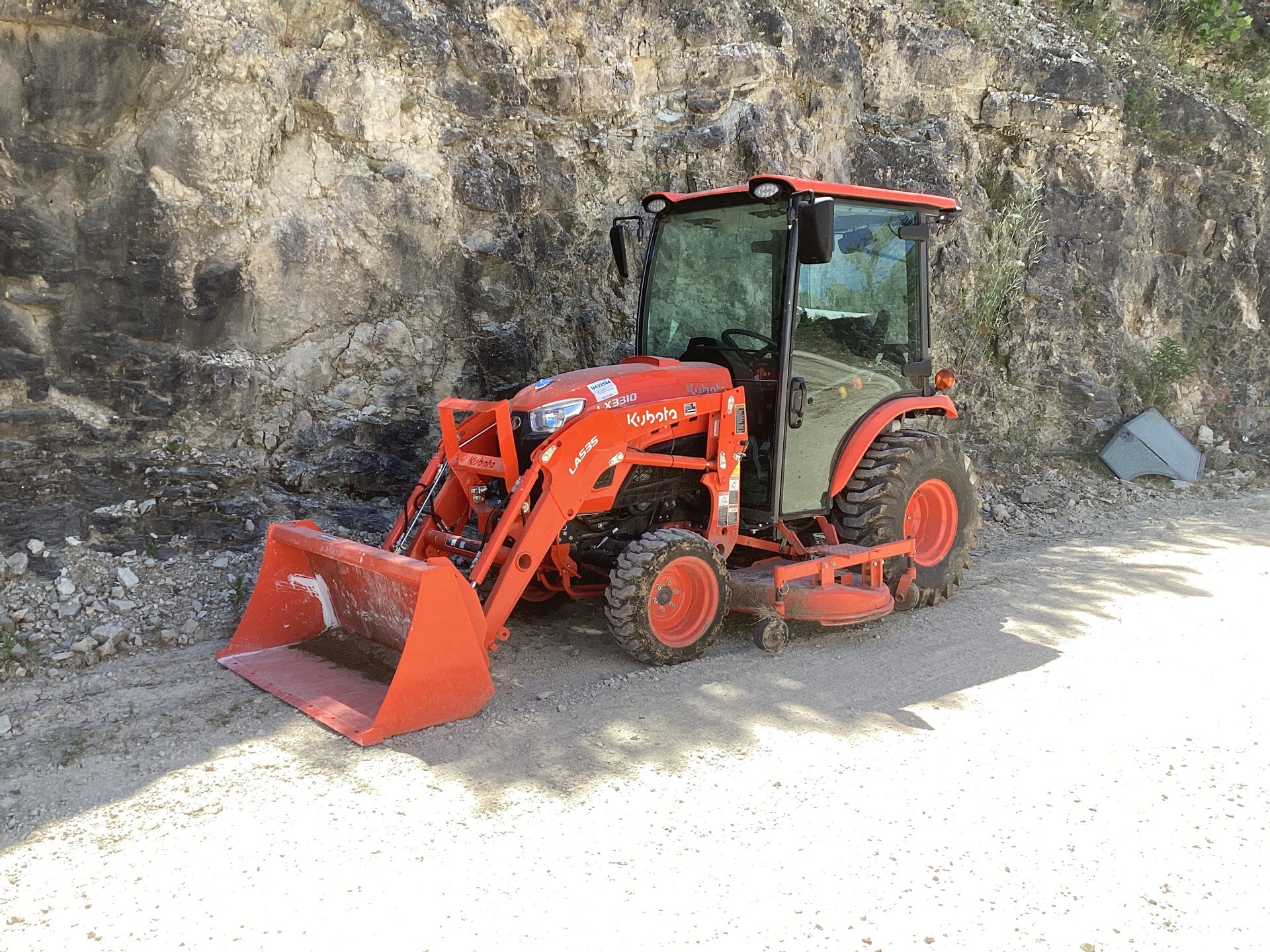 2020 Kubota LX3310HSDC 4WD Tractor