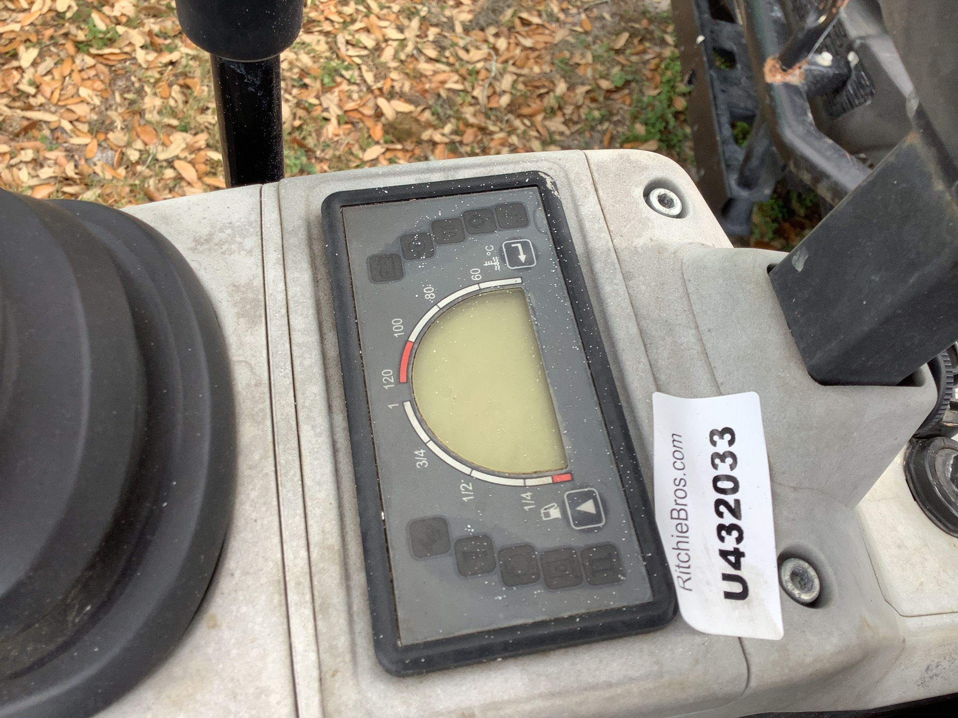 Photo - 16