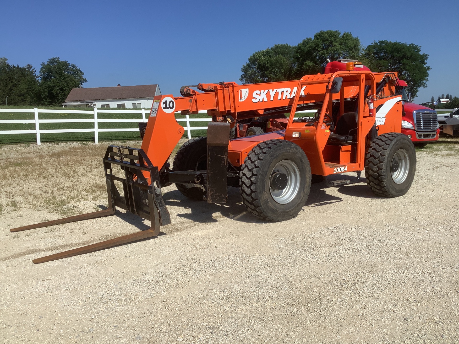 Skytrak 10054 Telehandler